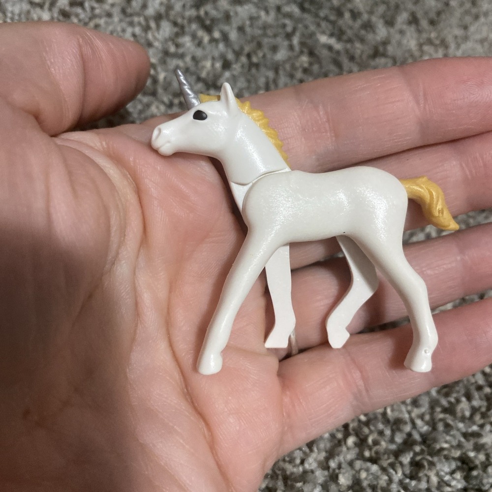 Playmobil 9132 Magical Fairy Forest Baby Unicorn Horse Figure Only